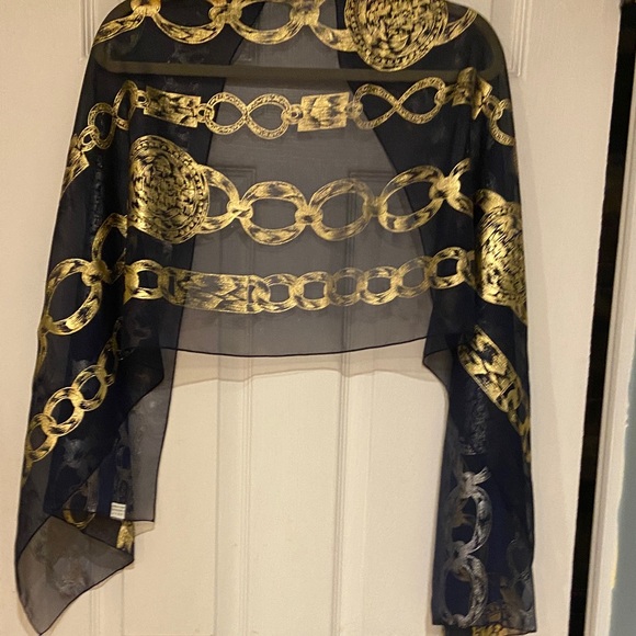 Elegant Gold and Navy Sheer Scarf - Picture 5 of 8